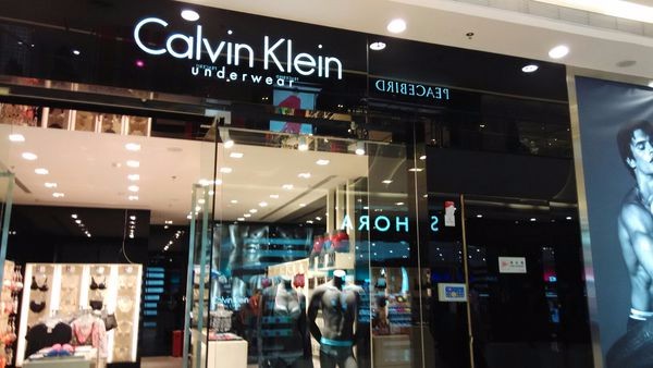 calvin klein官网